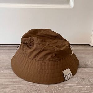 Lululemon Bucket Hat - size M/L - Artifact